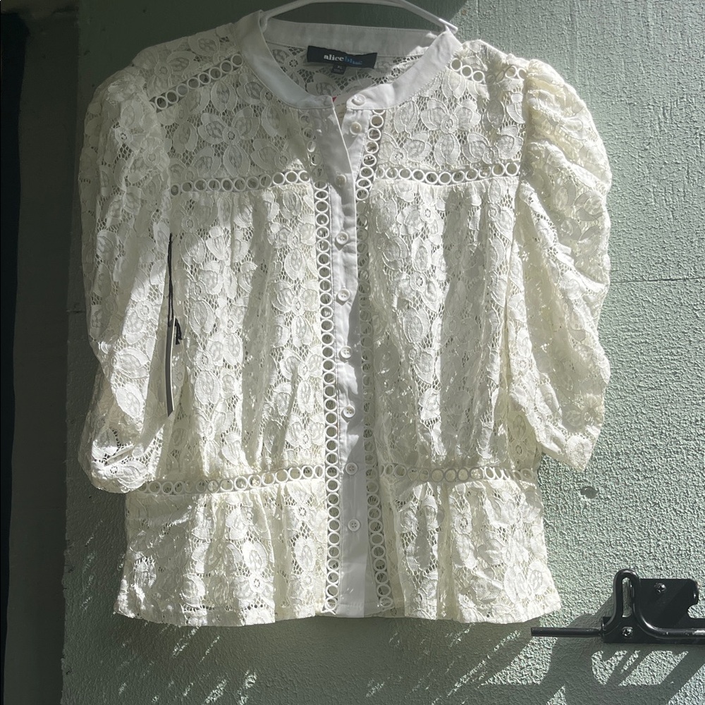 Alice Blue Ivory Lace Puff Sleeve Blouse
